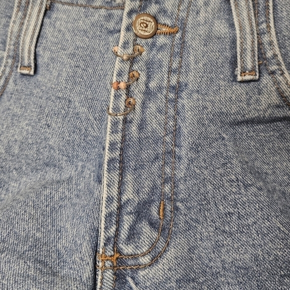 Vintage 90s Lei jean shorts with boho style beaded rings accents. Size 5 - Picture 3 of 6